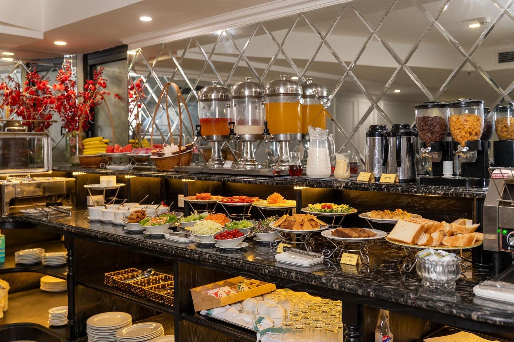 Amara Hanoi Hotel And Spa Bagian luar foto