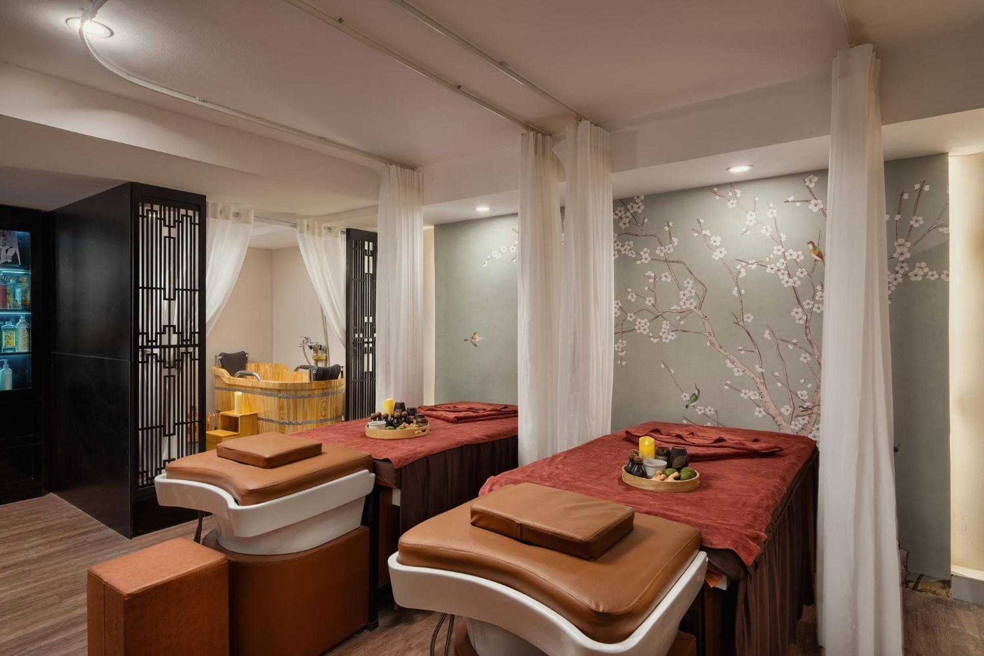 Amara Hanoi Hotel And Spa Bagian luar foto